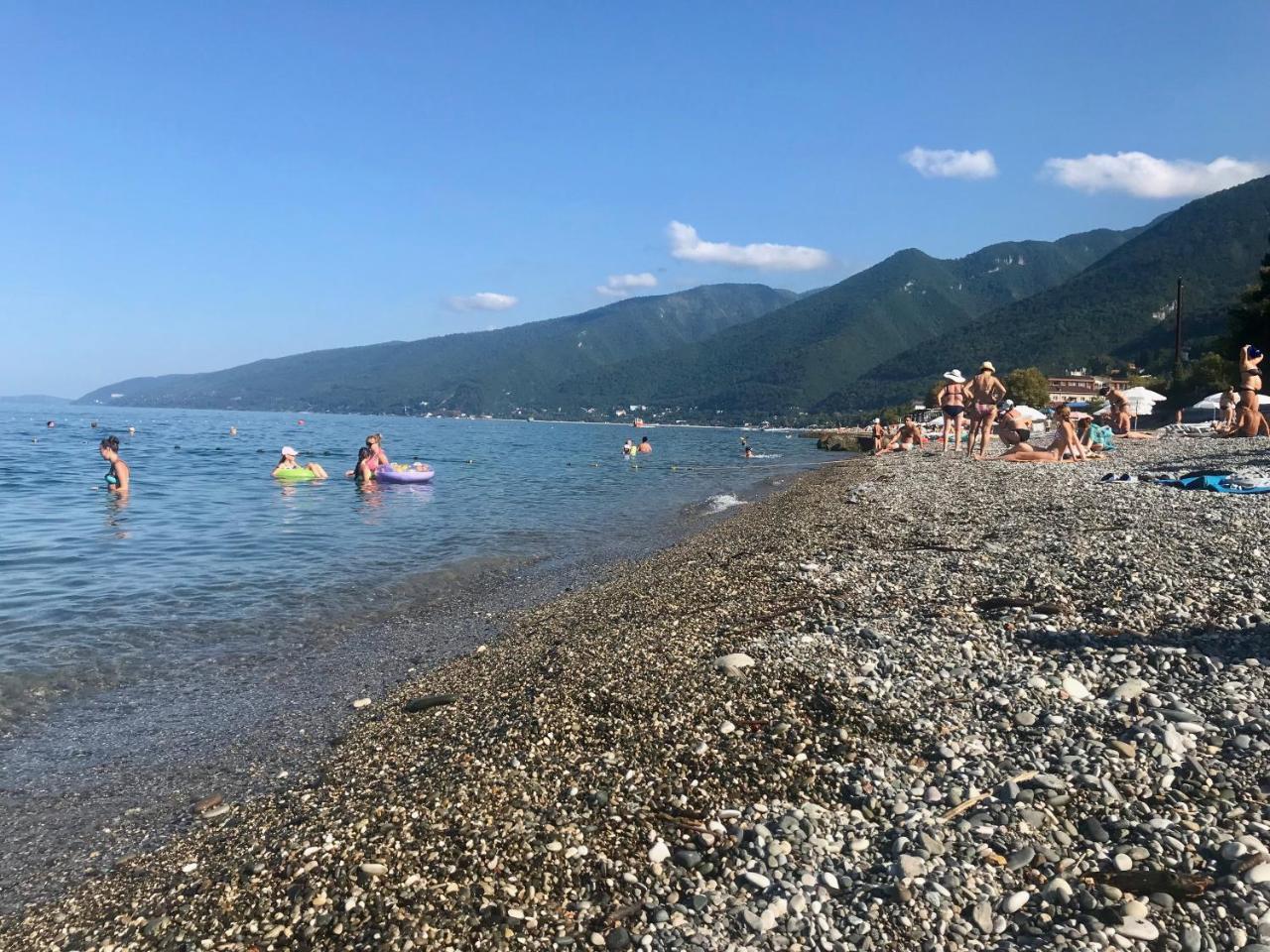 Частный Дом У Моря Гагра Екстериор снимка